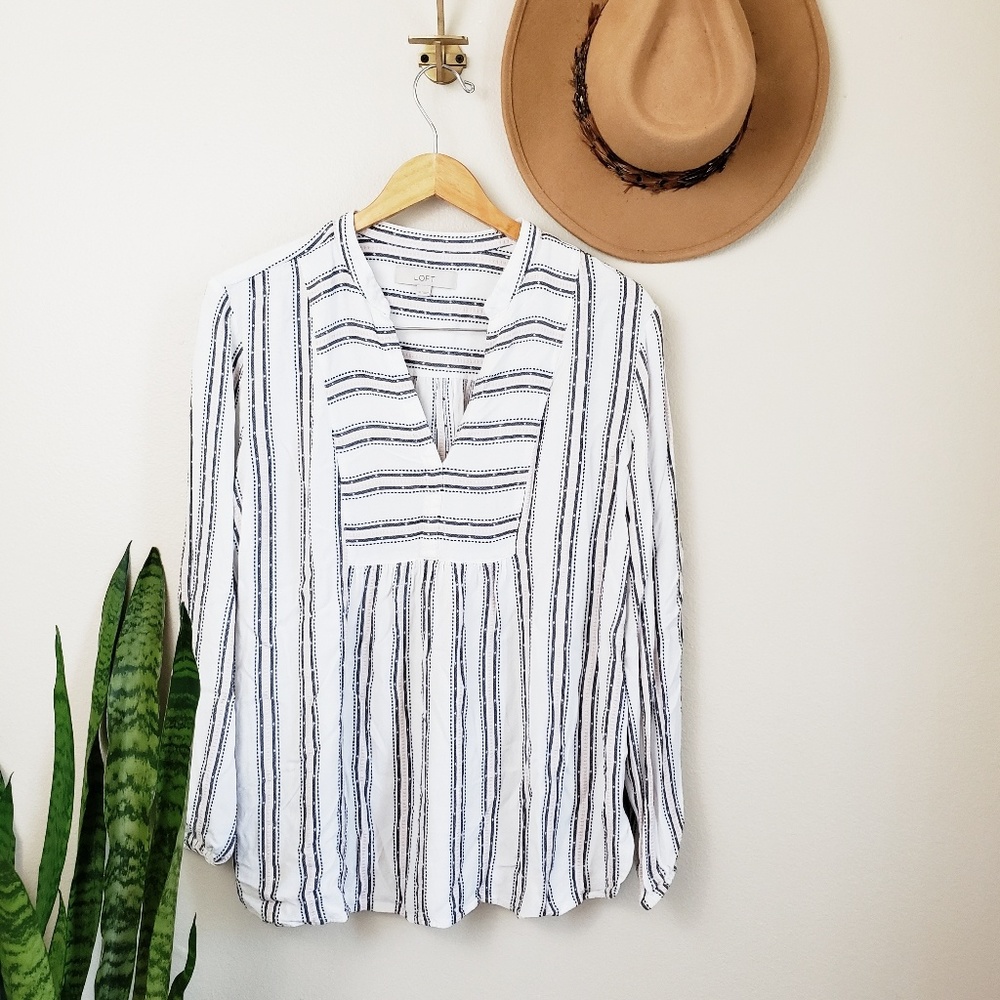 🌵LOFT black and white striped blouse top XL